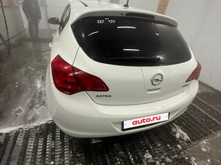 2010 Opel Astra J, белый, 599000 рублей, вид 5