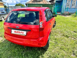 2007 Ford Fiesta Mk5, красный, 335000 рублей, вид 4