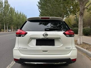 2023 Nissan X-Trail III Рестайлинг, белый, 2300000 рублей, вид 5