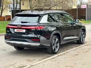 2023 Audi Q6 45 TFSI, чёрный, 5500000 рублей, вид 4