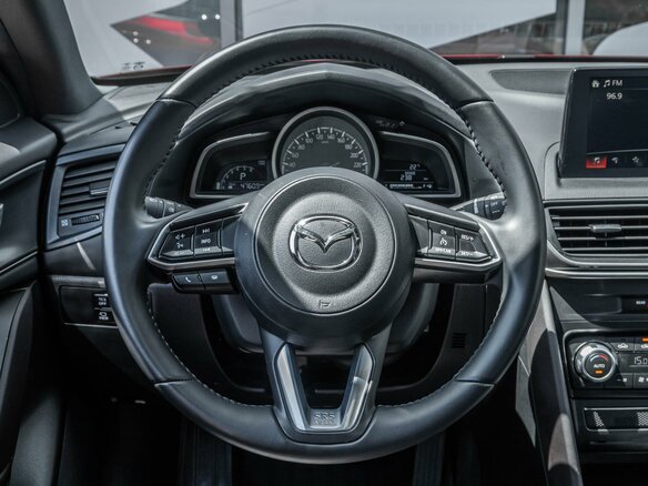 2023 Mazda CX-4 I Рестайлинг, красный - вид 13