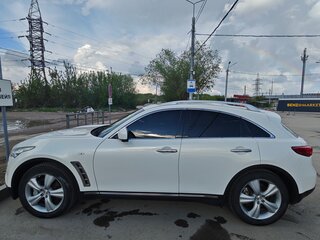 2011 Infiniti FX37 II (S51) Рестайлинг, белый, 1500000 рублей, вид 4