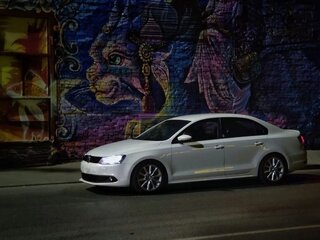 2014 Volkswagen Jetta VI, белый, 750000 рублей, вид 2