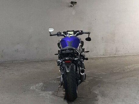 2017 Yamaha MT-10, серебристый, 1370000 рублей, вид 4