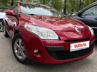 2011 Renault Megane III, красный, 650000 рублей, вид 1