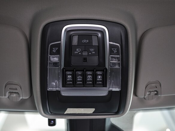 2026 Ram 1500 Crew Cab V Рестайлинг, синий, 9590000 рублей - вид 31