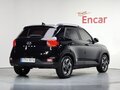 2023 Hyundai Venue I, чёрный, 1644000 рублей - вид 2