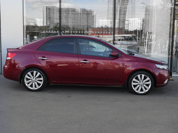 2011 Kia Cerato 4-speed II, красный, 598000 рублей - вид 2