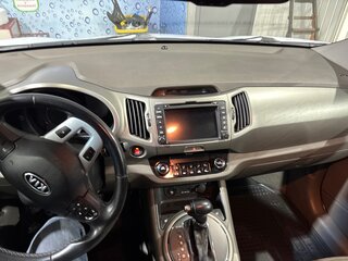 2011 Kia Sportage III, белый, 1600000 рублей, вид 4