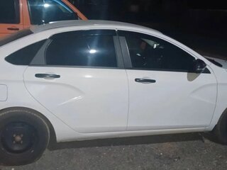 2023 Lada (ВАЗ) Vesta I Рестайлинг (NG), белый, 950000 рублей, вид 2