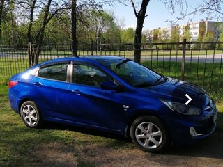 2013 Hyundai Solaris I, синий, 850000 рублей, вид 4