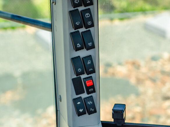 2025 LGCE RS7120H, жёлтый, 6990000 рублей - вид 20