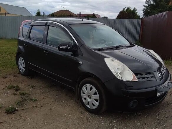 2007 Nissan Note I, чёрный - вид 2