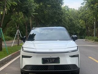 2025 Toyota bZ3X 58.3 kWh, белый, 2329000 рублей, вид 2