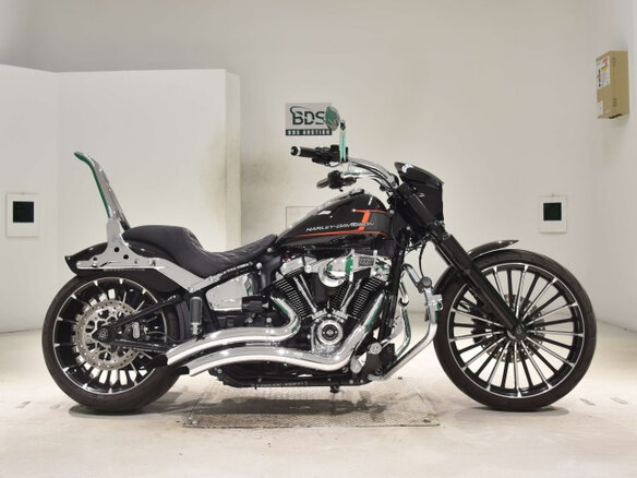 2023 Harley-Davidson Breakout, чёрный, 1800000 рублей - вид 1