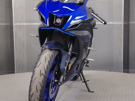 2022 Yamaha YZF-R7, синий, 799000 рублей, вид 3