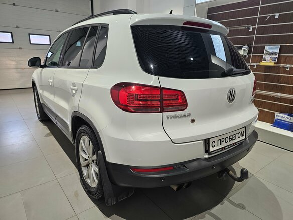2016 Volkswagen Tiguan I Рестайлинг, белый, 1289000 рублей - вид 5