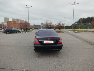 2007 Mercedes-Benz E-Класс 200 III (W211, S211) Рестайлинг, чёрный, 850000 рублей, вид 5