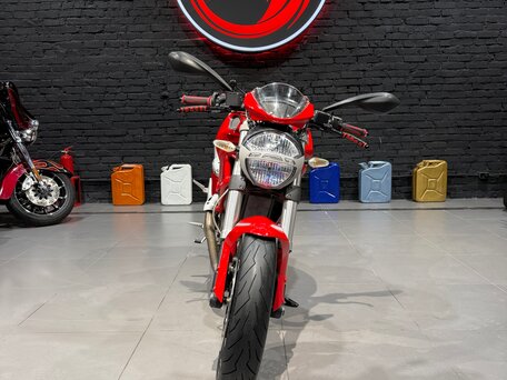 2008 Ducati Monster 696, красный, 415000 рублей, вид 5