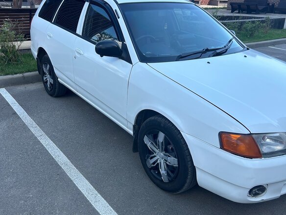2000 Nissan AD II, белый, 450000 рублей