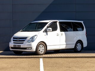 Hyundai Grand Starex I