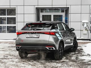 2024 Omoda C5 I Рестайлинг, серый, 2350000 рублей, вид 4