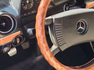 1985 Mercedes-Benz W123 230, белый, 1100000 рублей, вид 5