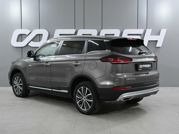 2023 Geely Atlas Pro, серый, 1669000 рублей - вид 1