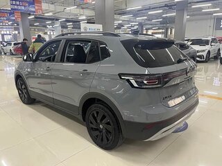 2026 Volkswagen Tharu XR, серый, 1750333 рублей, вид 4