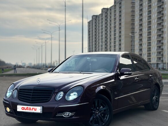 2006 Mercedes-Benz E-Класс 200 III (W211, S211) Рестайлинг, пурпурный, 1000000 рублей - вид 1