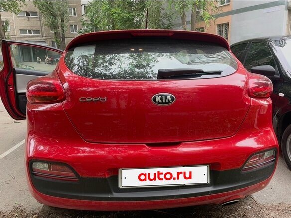 2015 Kia Ceed II, красный, 1050000 рублей
