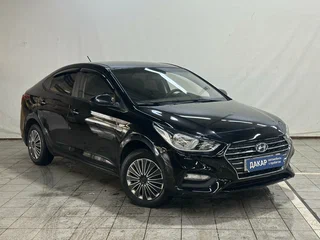 2017 Hyundai Solaris II, чёрный, 860000 рублей, вид 2