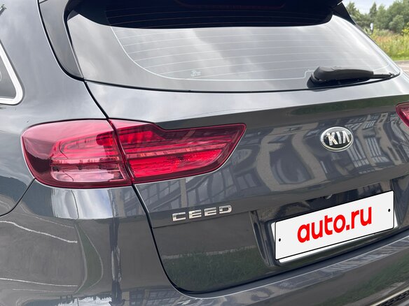 2019 Kia Ceed III, серый, 1800000 рублей - вид 23