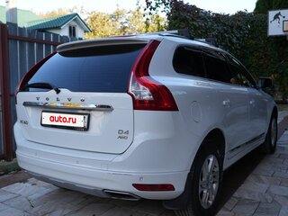 2017 Volvo XC60 I Рестайлинг, белый, 2950000 рублей, вид 2