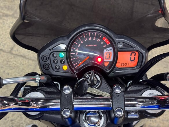 2010 Suzuki SFV 650 Gladius, синий, 515000 рублей - вид 7