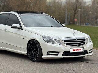 2011 Mercedes-Benz E-Класс 300 IV (W212, S212, C207), белый, 2000000 рублей, вид 5