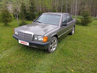 1992 Mercedes-Benz 190 (W201), серый, 300000 рублей, вид 2