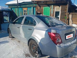 2013 Chevrolet Aveo II, серебристый, 250000 рублей, вид 3