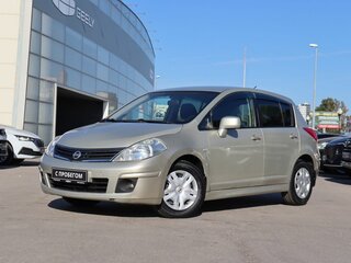 2011 Nissan Tiida I Рестайлинг, бежевый, 720000 рублей, вид 1