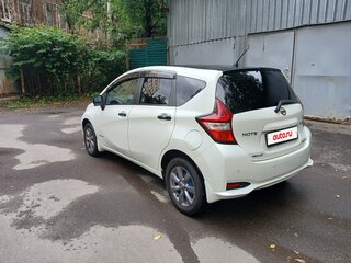 2020 Nissan Note e-Power II Рестайлинг, белый, 1450000 рублей, вид 5