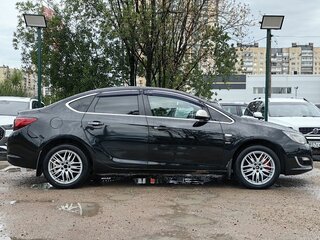2012 Opel Astra J Рестайлинг, чёрный, 399000 рублей, вид 4