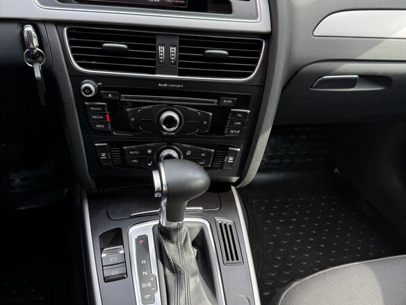 2012 Audi A4 IV (B8) Рестайлинг, белый, 2150000 рублей - вид 19