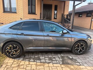 2018 Volkswagen Jetta 8-speed VII, серый, 1500000 рублей, вид 3