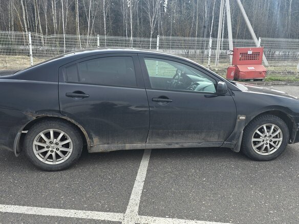 2007 Mitsubishi Galant IX Рестайлинг, чёрный, 380000 рублей - вид 3