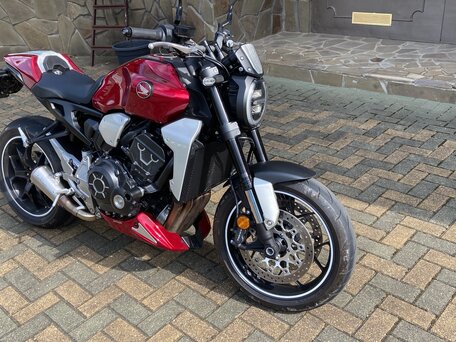 2020 Honda CB 1000R, красный, 1200000 рублей, вид 1