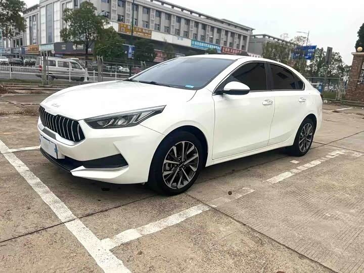Открыть фотографии: Kia K3 II (China Market) Рестайлинг