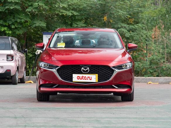 2025 Mazda 3 Axela IV (BP), красный, 2225000 рублей - вид 1