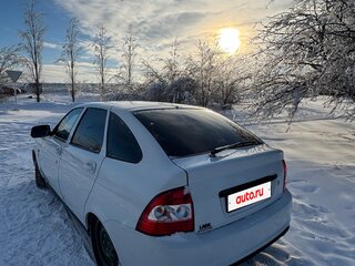 2013 Lada (ВАЗ) Priora I Рестайлинг, белый, 380000 рублей, вид 2