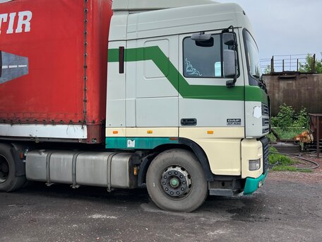 1998 DAF 95XF, бежевый, 1300000 рублей, вид 2