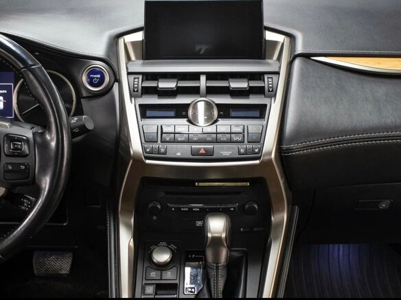2017 Lexus NX 300h I, белый, 3260000 рублей - вид 14